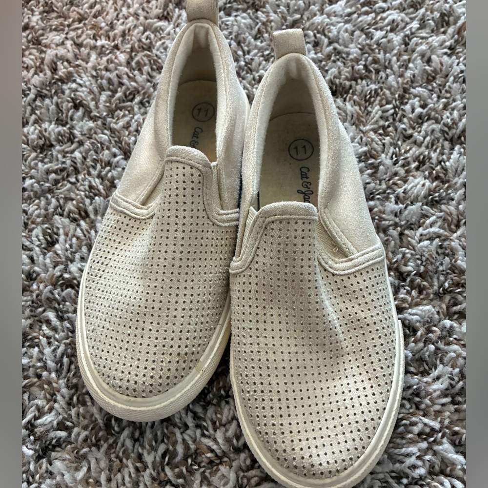 Cat & Jack Cream Kids Sneakers